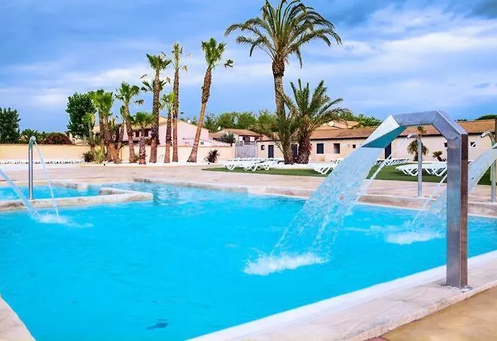 Villa Belle D'angle Climatisee, Tamaris, Wifi, 2 4 Couchages Lrtamm1 Portiragnes