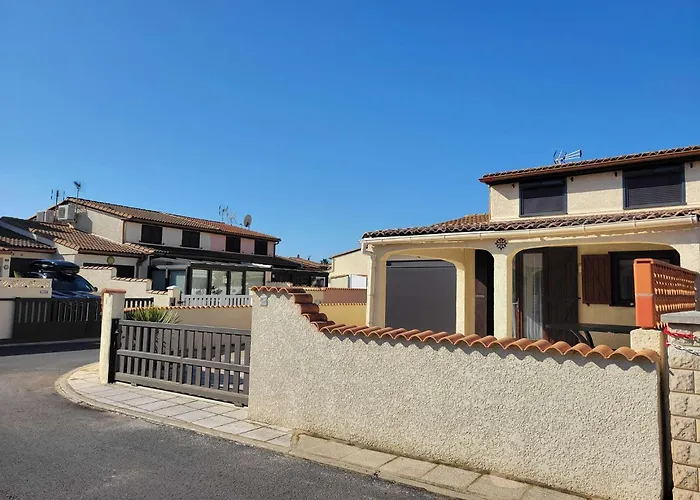 Villa Belle D'angle Climatisee, Tamaris, Wifi, 2 4 Couchages Lrtamm1